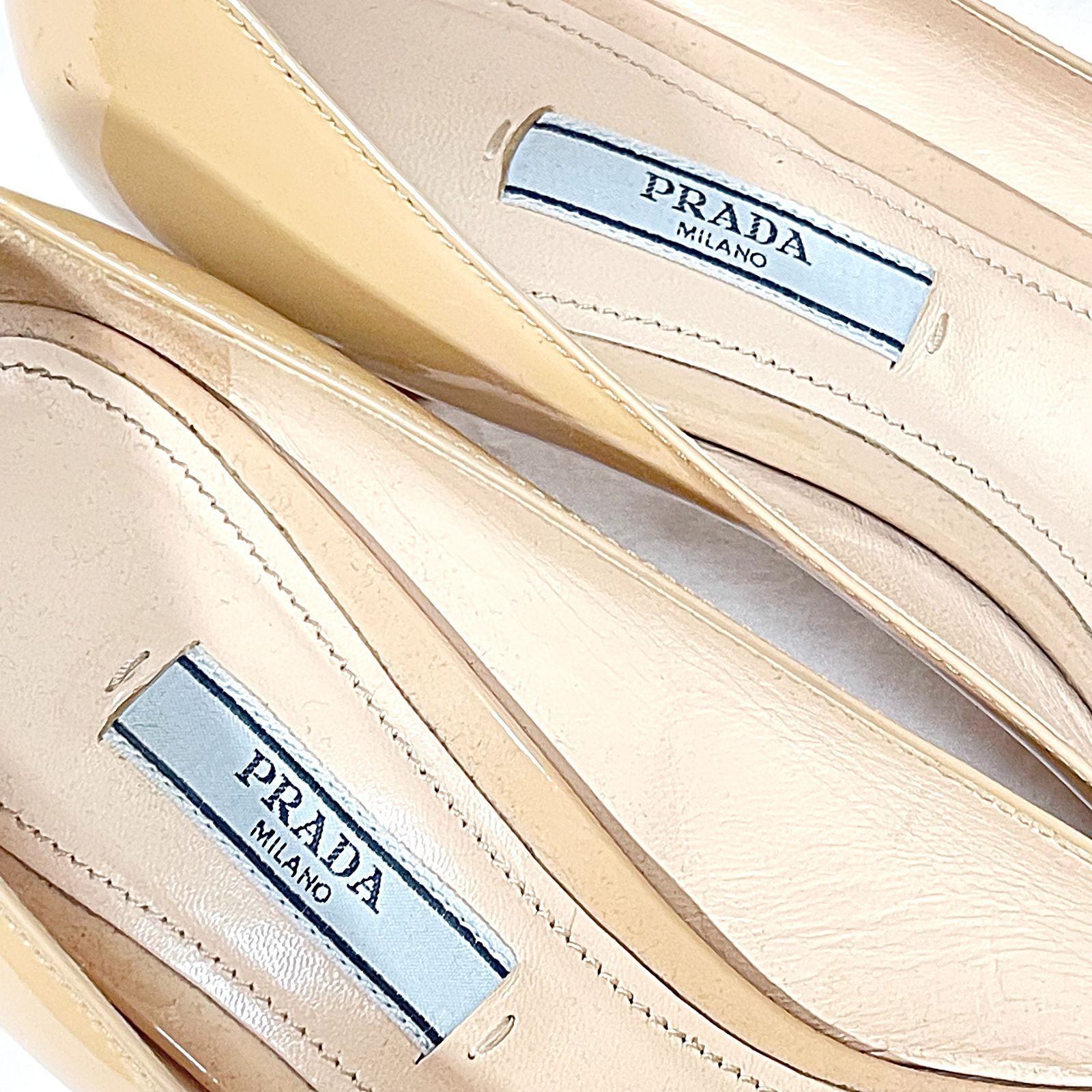 (値下げ)PRADA プラダ ベージュエナメルオープントゥ 22.5 PRADA プラダ ベージュエナメルオープントゥ 22.5