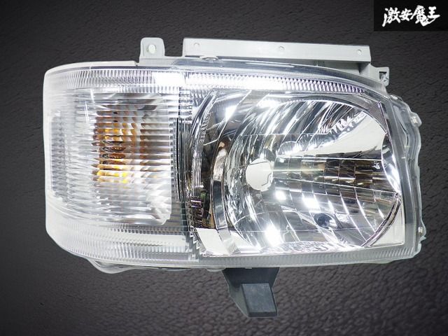トヨタ 純正 200系 ハイエース 1型 2型 ハロゲン ヘッドライト