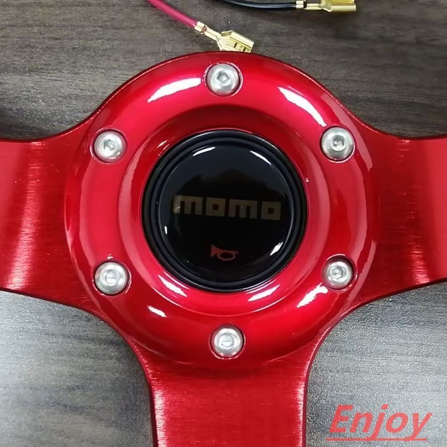 新品MOMO モモ ステアリング ハンドル本体 レザー 深い凹み 14