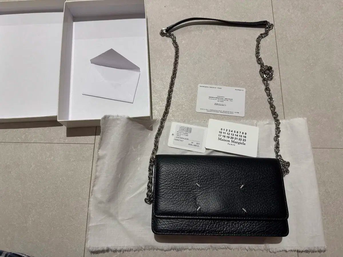 Maison Margiela メゾン マルジェラ ブラック チェーン 二つ折り財布 純正 woc