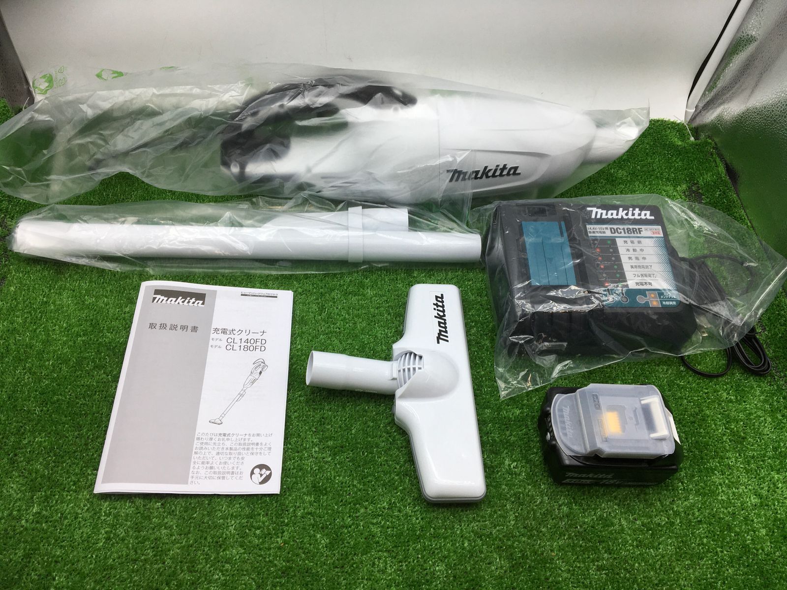 ♥ Makita|マキタ 18v充電式クリーナ CL180FDRFW IT2M2TMGRAZK エコツール小牧ｲﾝﾀｰ店 M02
