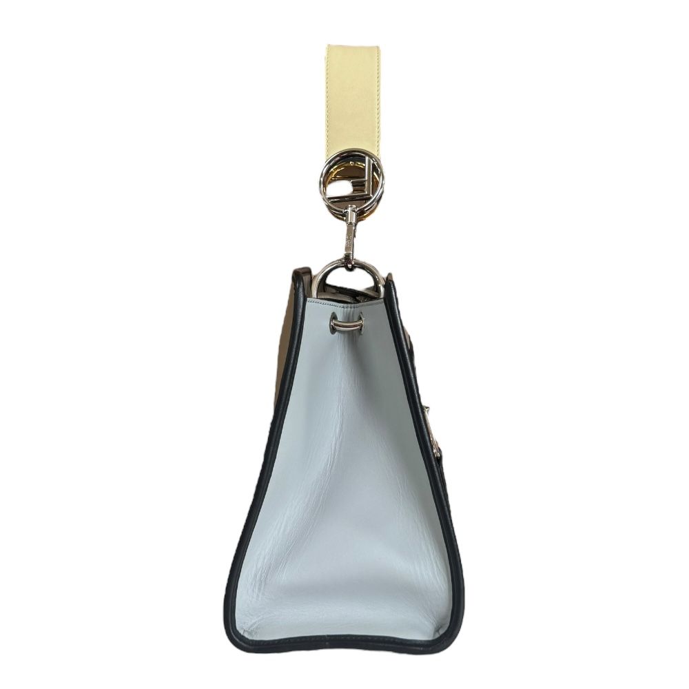 フェンディ ラナウェイスモール ショルダーバッグ レザー 8BH344  