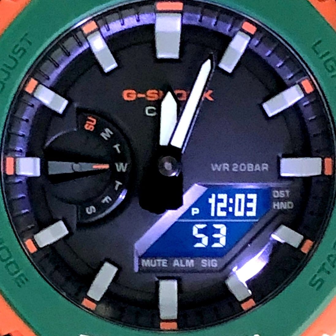 G-SHOCK カシオークカスタムGA-2110SC-4A グリーンベゼル G-SHOCK ジーショック GA-2110SC-4A オンラインストア限定モデル
