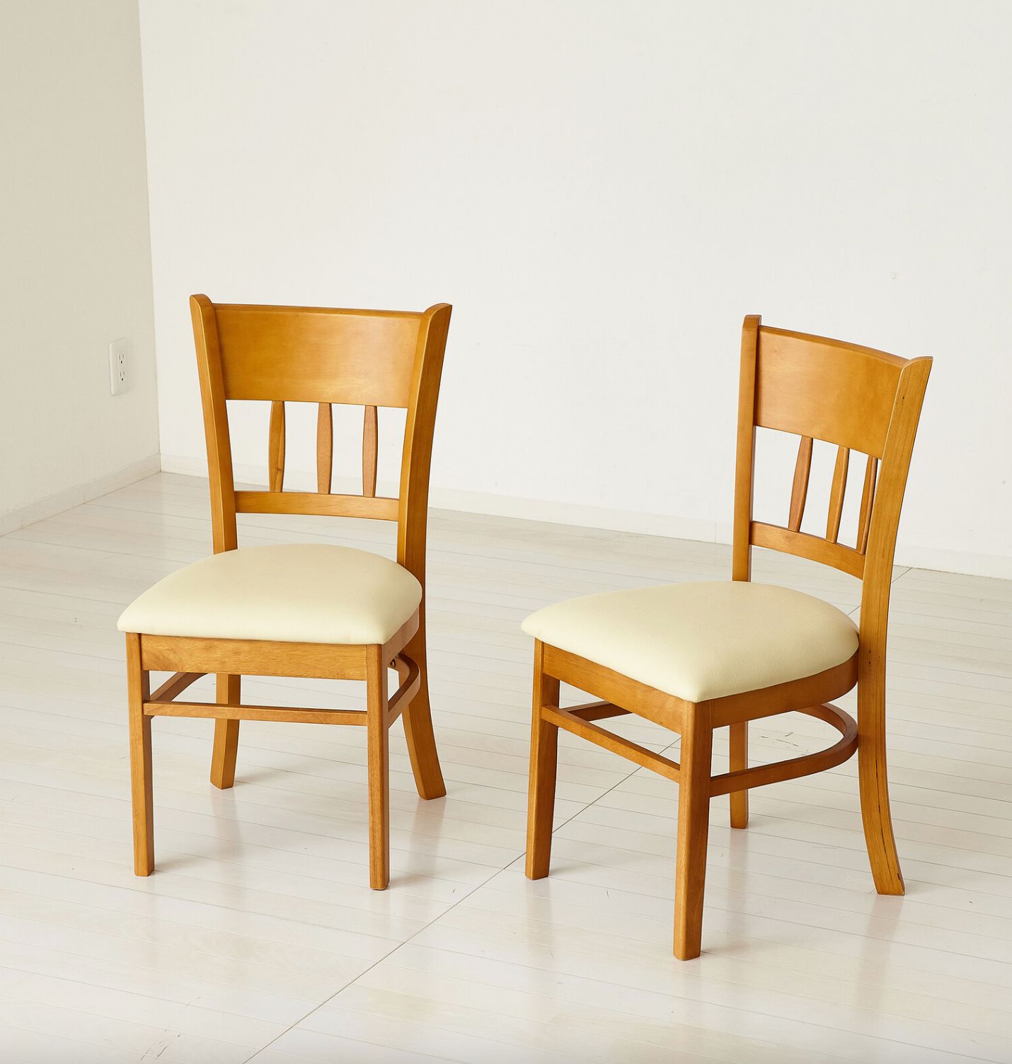 天然ダイニングシリーズ ダイニング5点セット ダイニングテーブル ダイニング 天然木 アッシュ材 ゆったり座れる