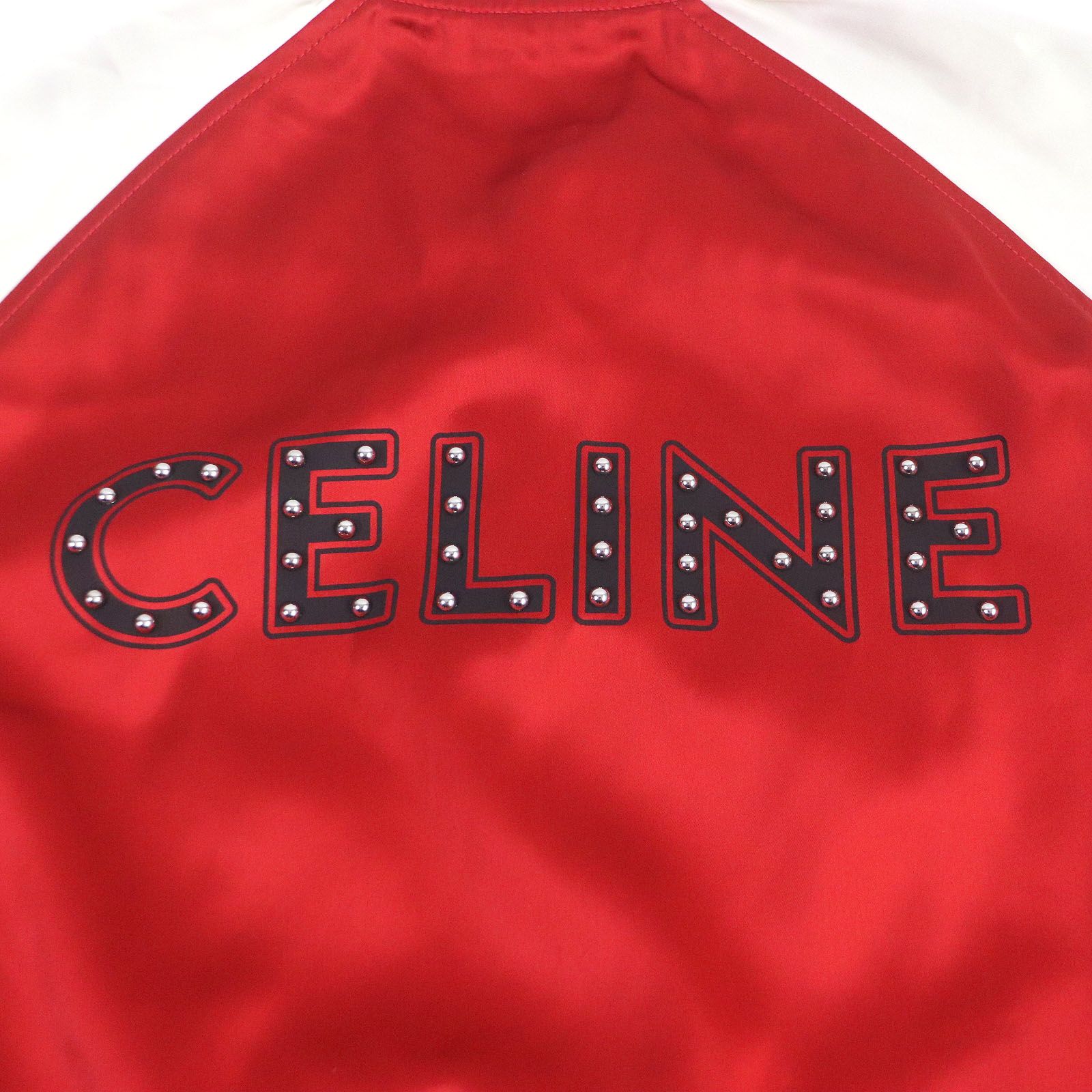 極美品□CELINE セリーヌ 21SS 2V87C851C THE DANCING KID TEDDY JACKET バックロゴ スタッズ サテン  テディジャケット スタジャン レッド 48 ハンガー・ガーメント付き イタリア製 正規品 メンズ