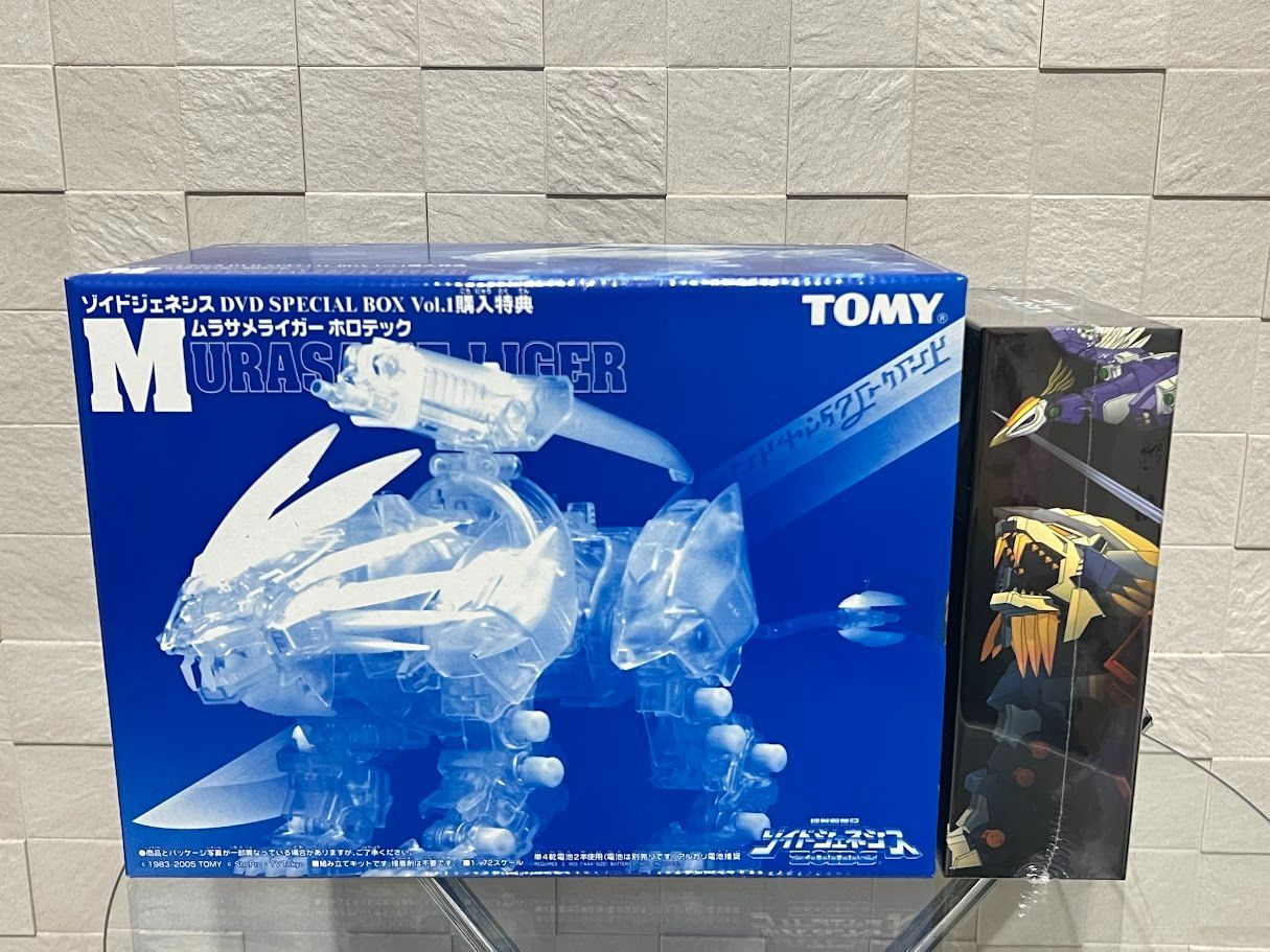 M♪中古品♪DVD-BOX 『ゾイドジェネシス SPECIAL BOX Vol. 1 with ムラサメライガー ホロテック』 小学館  AVBA-22421～4 ※フィギュア付き - 最高の品質