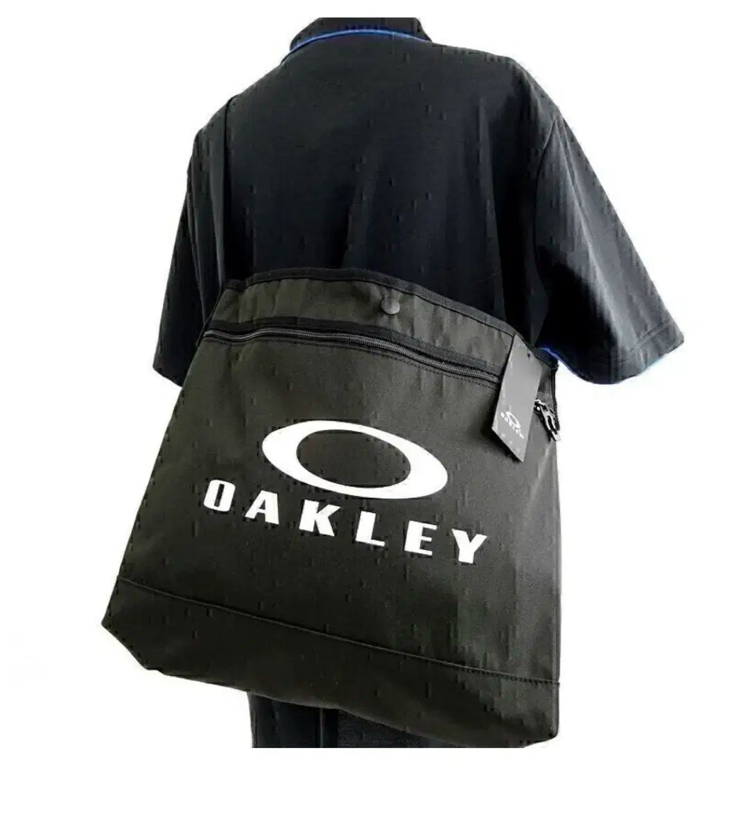 最終値下げ OAKLEY メッセンジャーバッグ 75686290_8_d_215.jpg