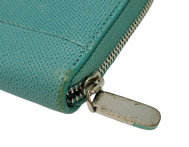 Tiffany & Co. ラウンドファスナー 長財布 ティファニーブルー Tiffany