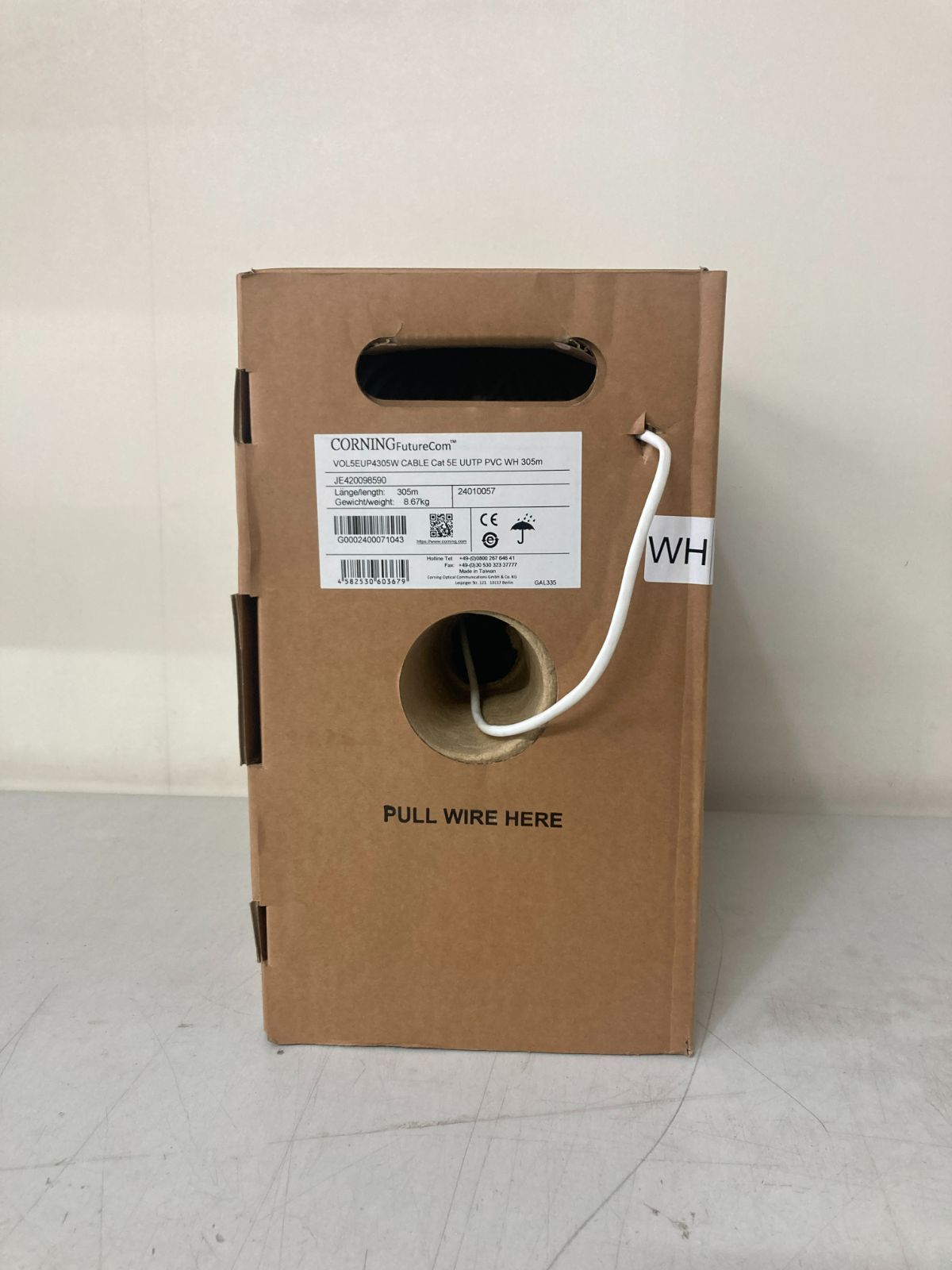 《02748》コーニング Cat5e UTP エコケーブル LANケーブル  白 305m 新品未使用品