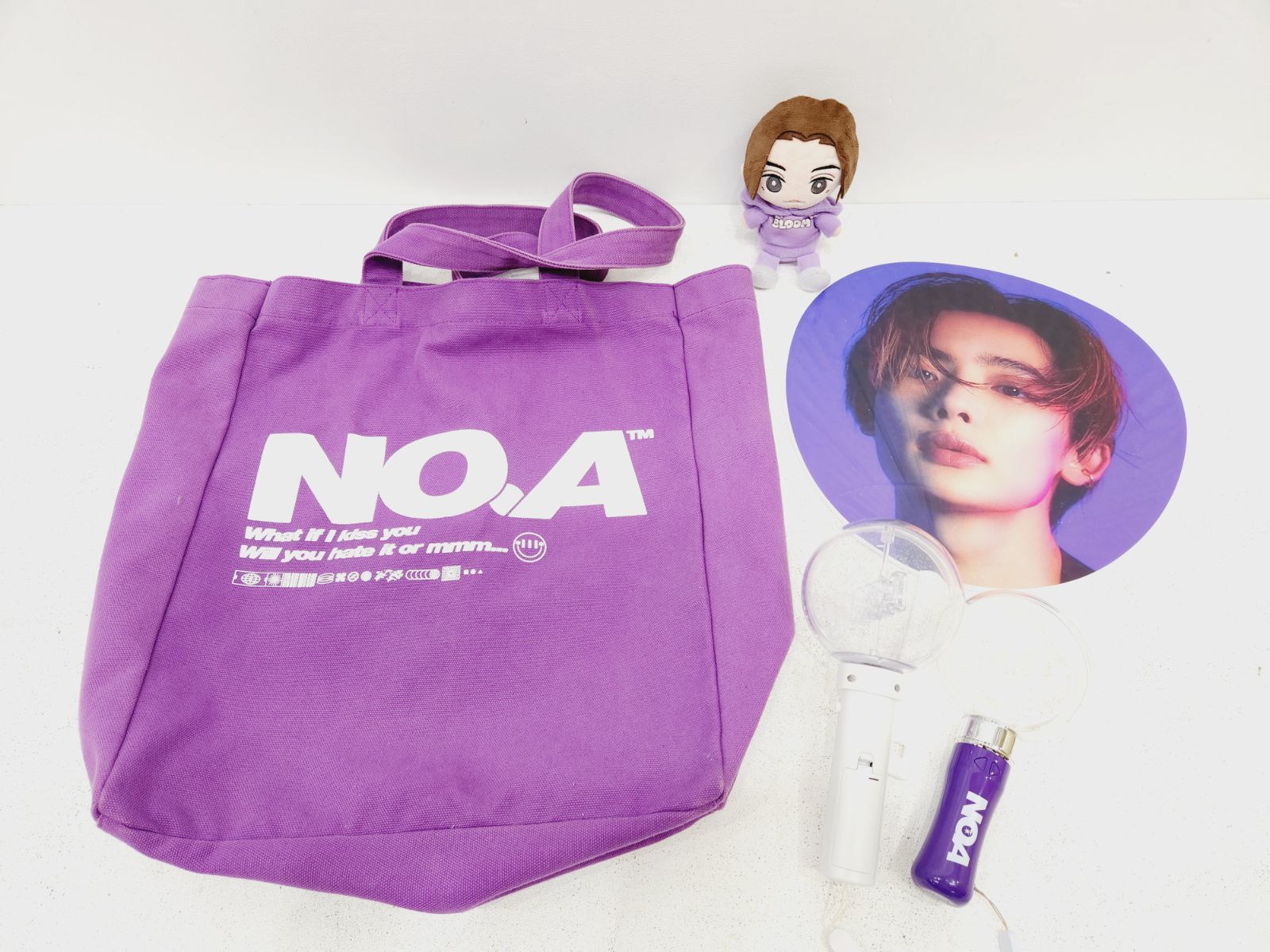 NOA グッズセット（未開封多数）トートバッグ うちわ ペンライト トートバッグ うちわが入る 大容量 大きめ マチ広 推し活 a4