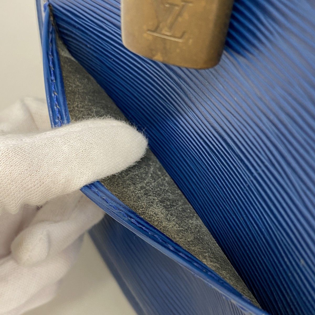 5hb0900-h】ルイヴィトン ハンドバッグ エピ スピーディ30 M43005  