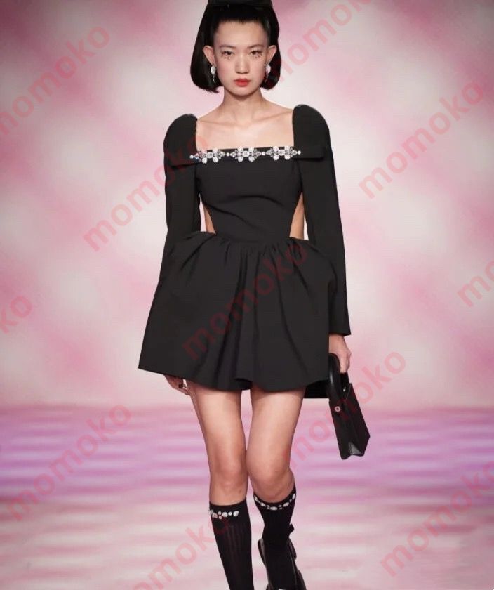 Shushutong ワンピース 8/M - メルカリ 