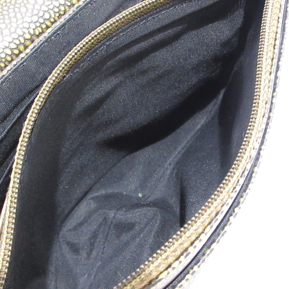 CHANEL(シャネル) 財布 ハーフムーン A40033 ゴールド チェーン  