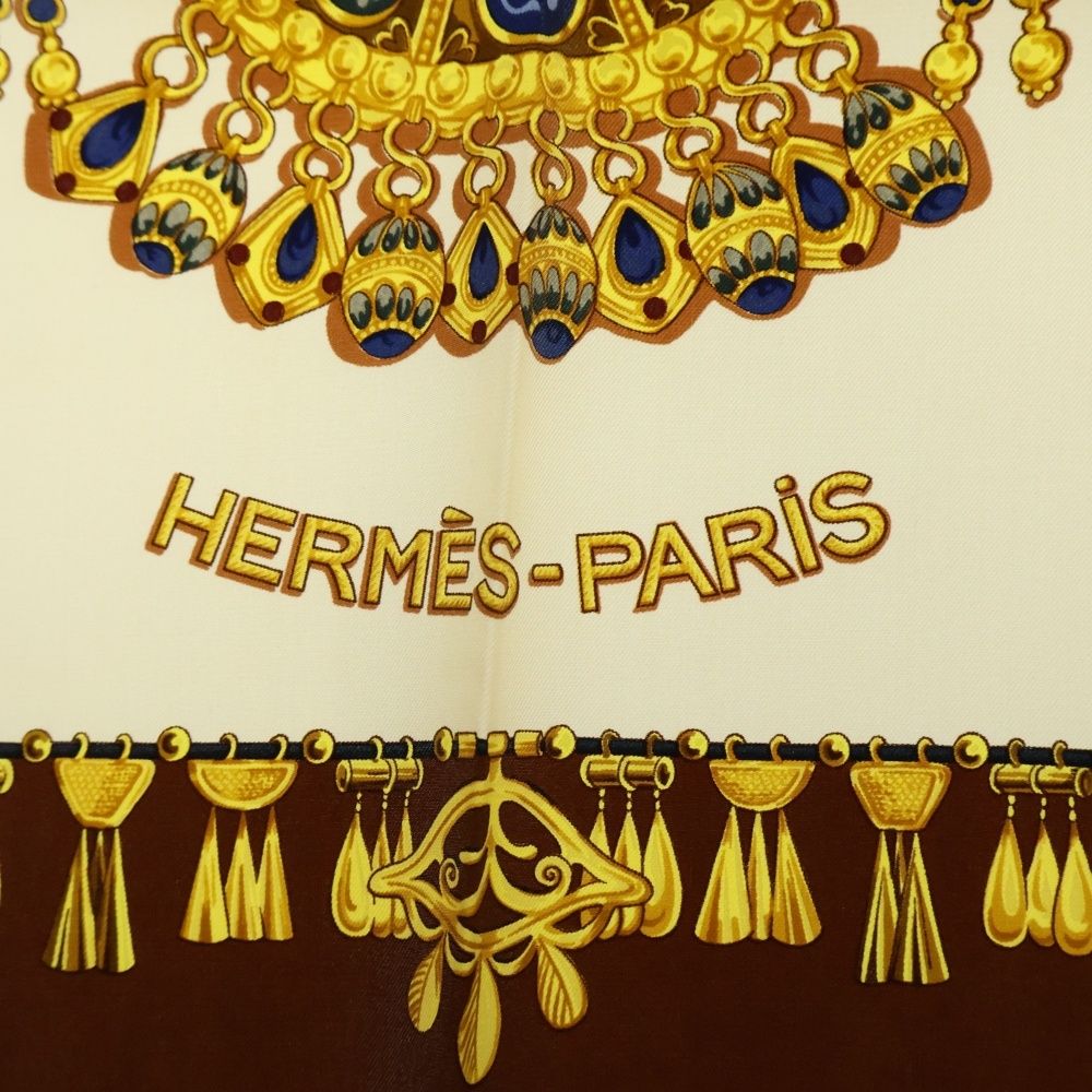HERMES (エルメス) カレ90 砂漠のアクセサリー スカーフ ブラウン