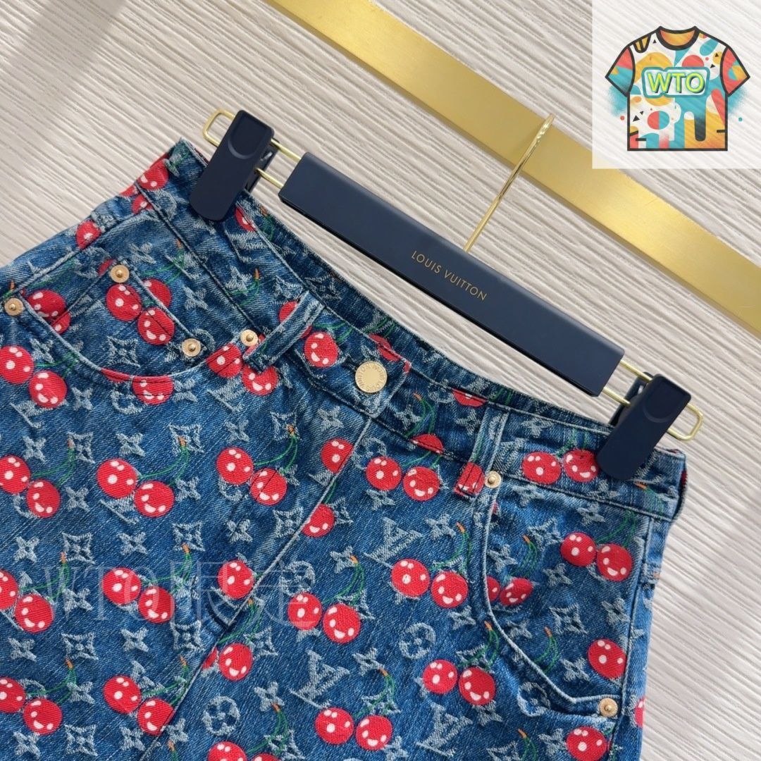 超美品❤️お値下げ❤️LOUIS VUITTON ❤️デニムパンツ 今日特価】Louis Vuitton デニムパンツ-1 - メルカリ