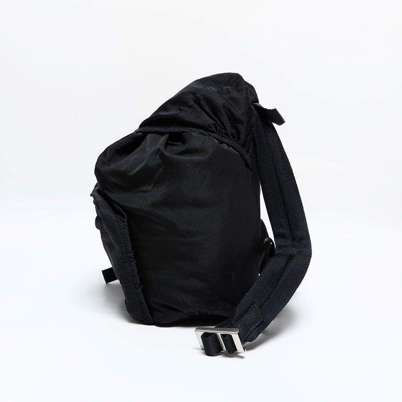 本日限定価格PRADA ブラック リュック・バックパック PRADA ブラック