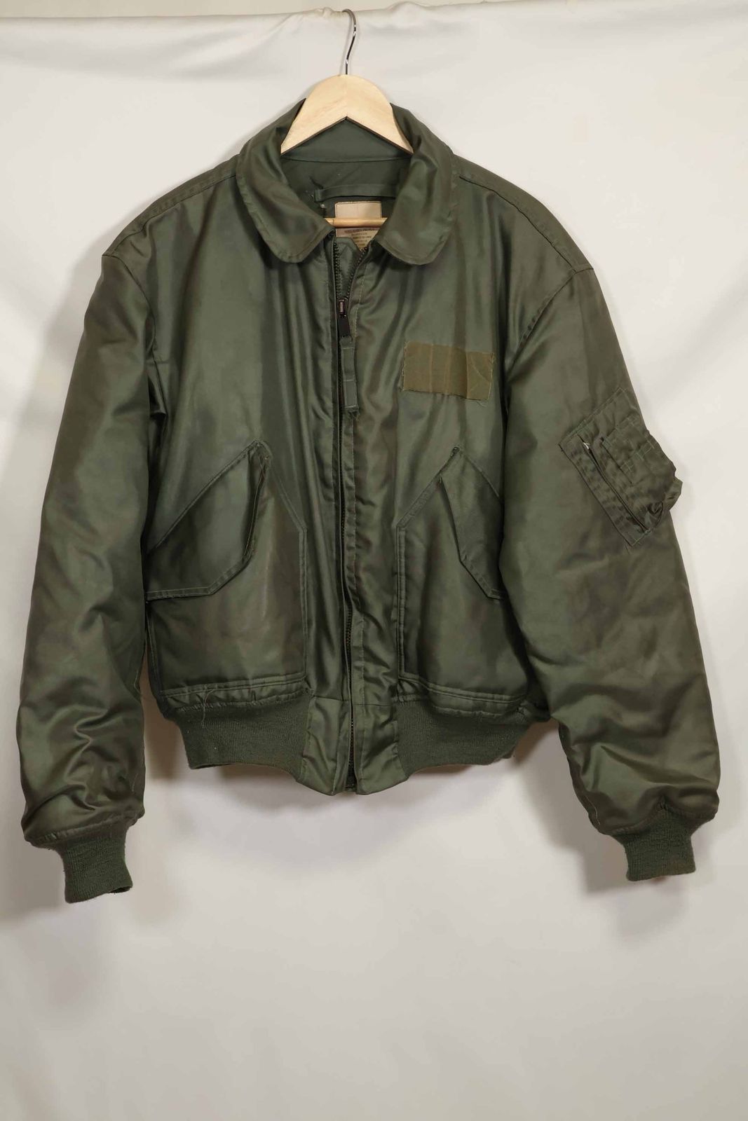 1992年契約　アメリカ海軍　空軍　CWU-45P　フライトジャケット　X-LARGE　中古品