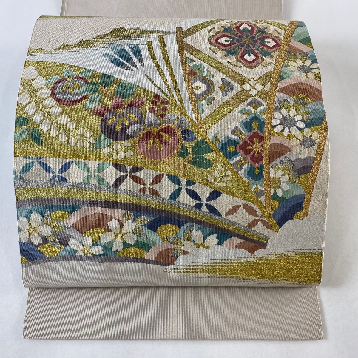 名古屋帯 秀品 八寸名古屋帯 トンネル仕立て 華文 橘花 金銀糸 箔 クリーム 正絹