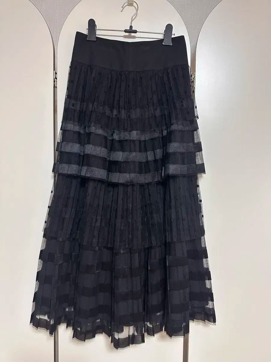 itMICHAA(イッミシャ) 黒 ティアード 秋 スカート 55