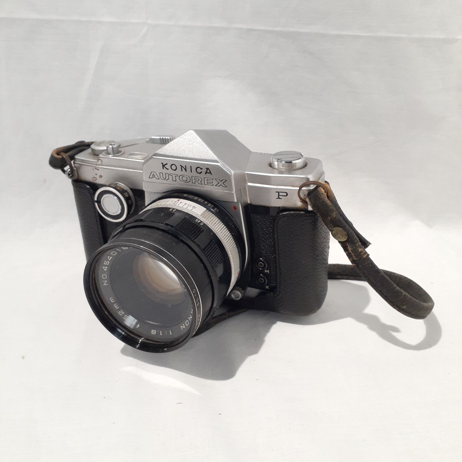 KONICA AUTOREX ボディ フィルムカメラ カメラ ジャンク ジャンク KONICA AUTOREX フィルムカメラ レンズ 1:1.8 f=52mm