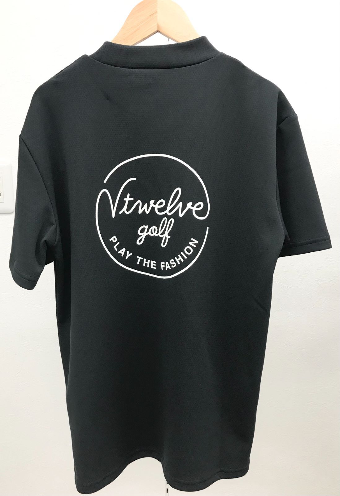 V12 ミッキーデザインモックネックT 半袖 ブラック