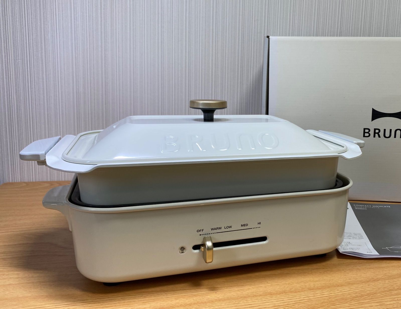 BRUNO ブルーノ コンパクトホットプレート BOE021-WH 白 2021年 BRUNO ブルーノ コンパクトホットプレート BOE021-WH 白 2021年