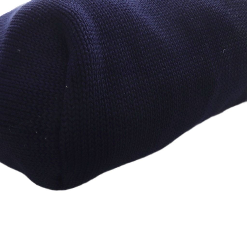 ケーブルニット