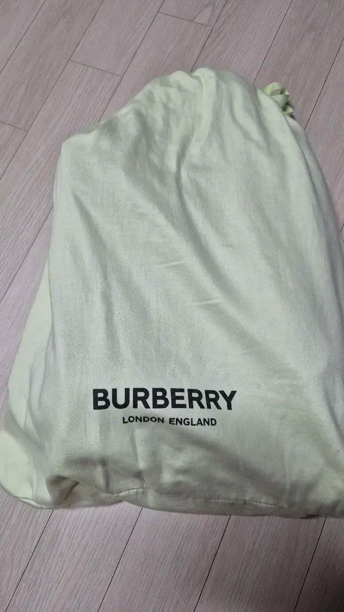 バーバリー ロール メッセンジャーバッグ セピア グレー メッセンジャーバッグ ショルダーバッグ バッグ