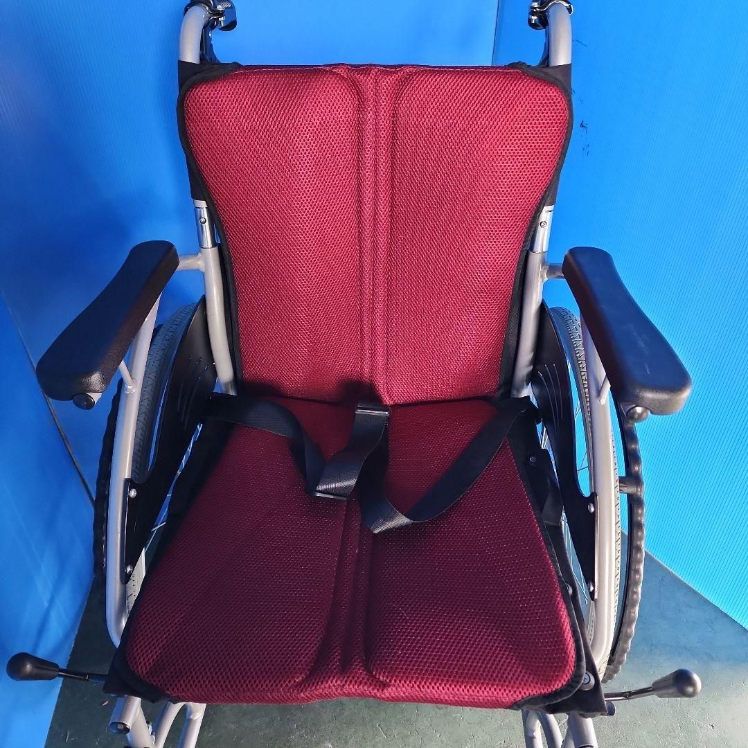 SU自走式車いす