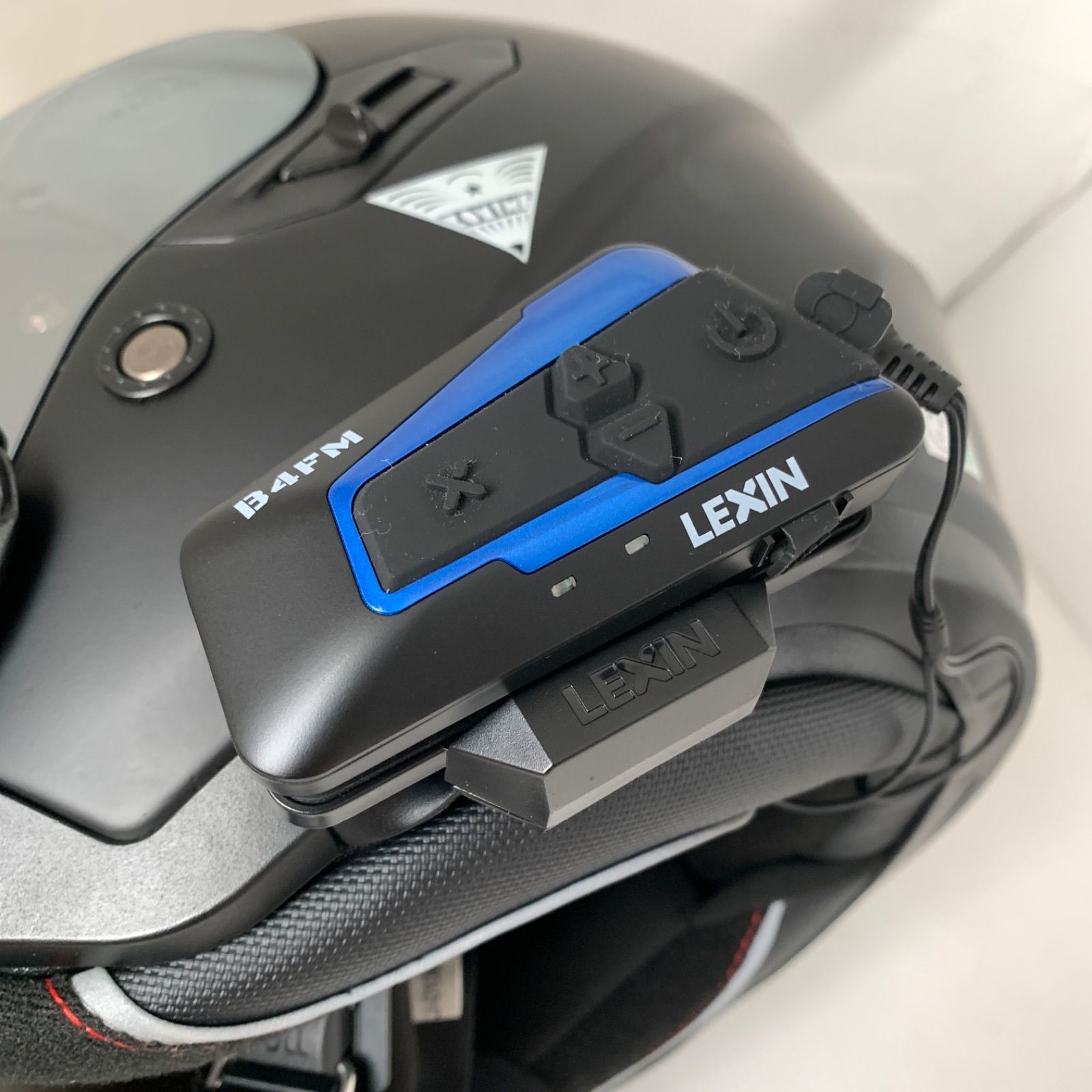 使用感少なめ コミネ ヘルメット インカム付き Mサイズ シールドにキズ有 M71024-4 FFCRYSTALESIA_COM