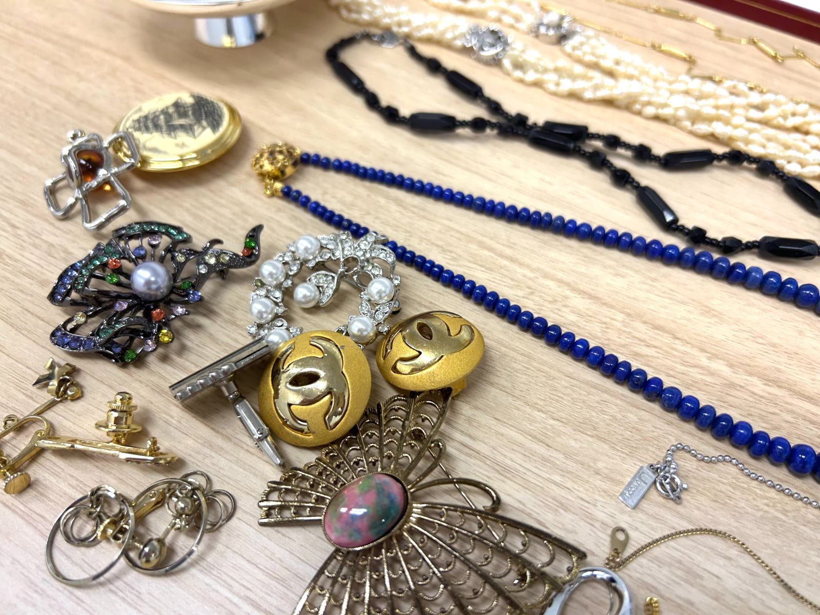 【遺品整理】まとめ売りです！ 遺品整理】アクセサリー ジュエリー まとめ売り② - メルカリ