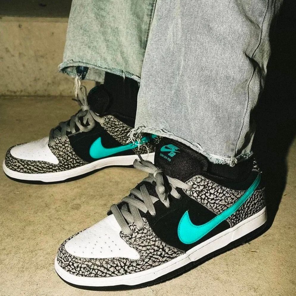 NikeSB ダンク ロー ""エレファント"" SB Dunk Low ""atmos Elephant"" ナイキ エスビー ダンク ロー エレファント BQ6817-009 メンズ スニーカー ランニングシューズ