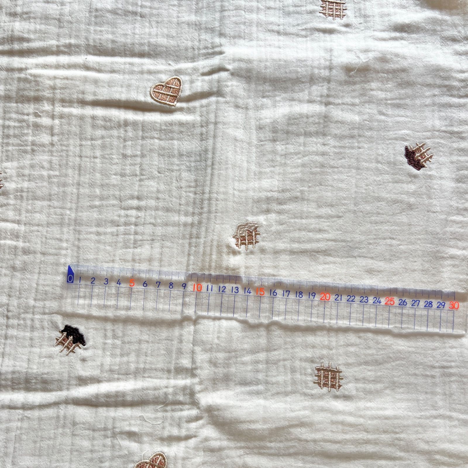 original トリプルガーゼ(ワッフル刺繍) 韓国生地 - メルカリ original トリプルガーゼ(ワッフル刺繍) 韓国生地 - メルカリ