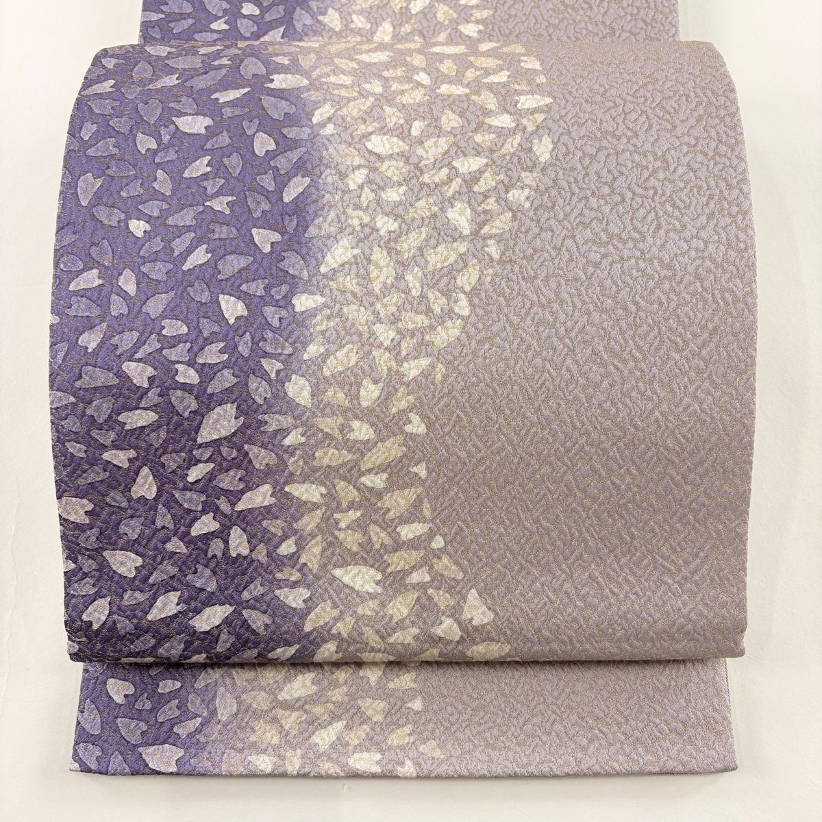 袋帯 秀品 桜の花びら 霞 金通し ぼかし 紫 全通 正絹