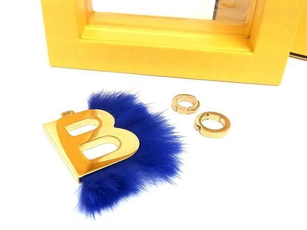 FENDI フェンディ エイビーックリック アルファベット ファー B チャーム ゴールド系×ブルー系 AT2763