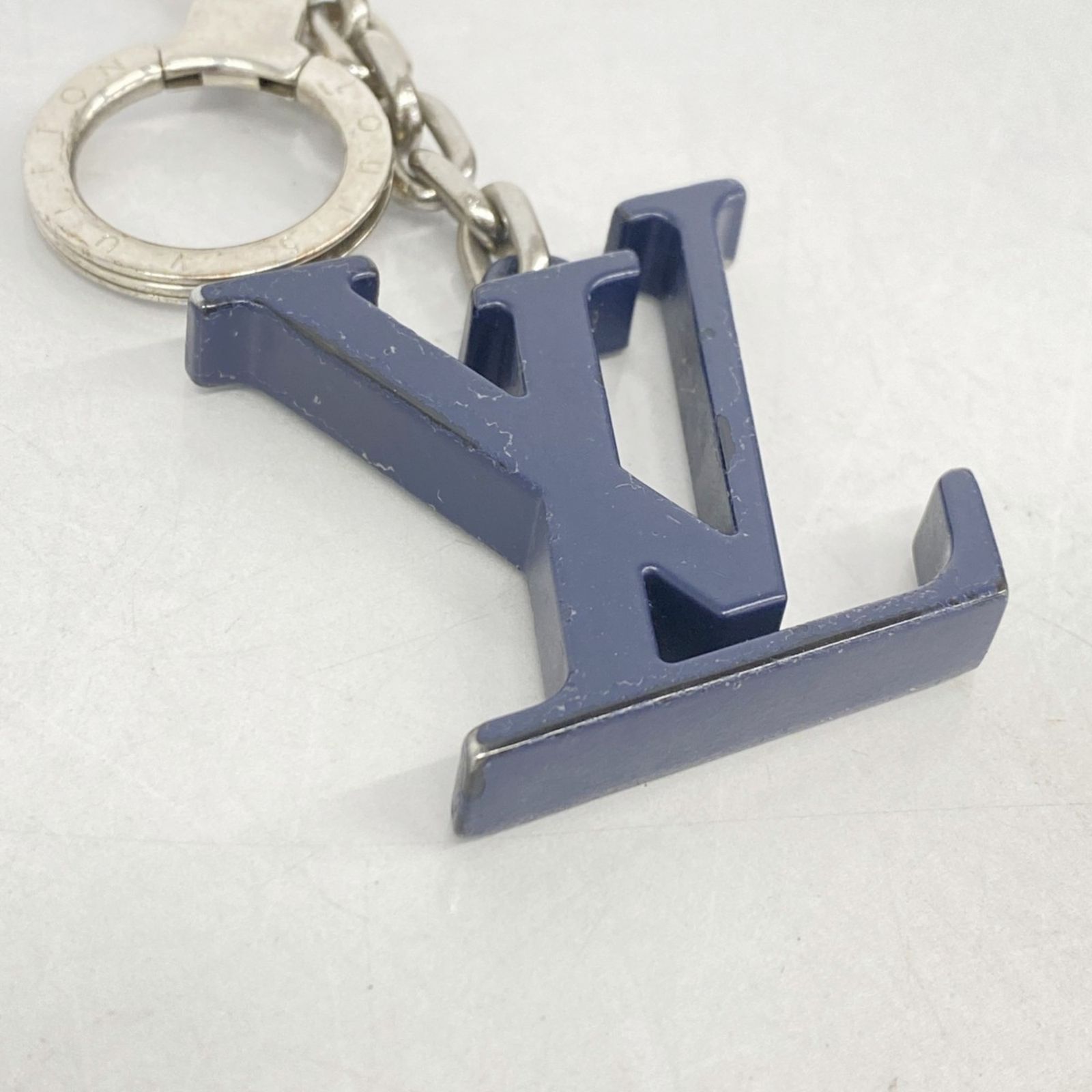 ルイヴィトン キーホルダー ポルトクレ イニシャル チャーム シルバー LOUIS VUITTON ルイ ヴィトン ポルトクレ LVイニシャル バッグ