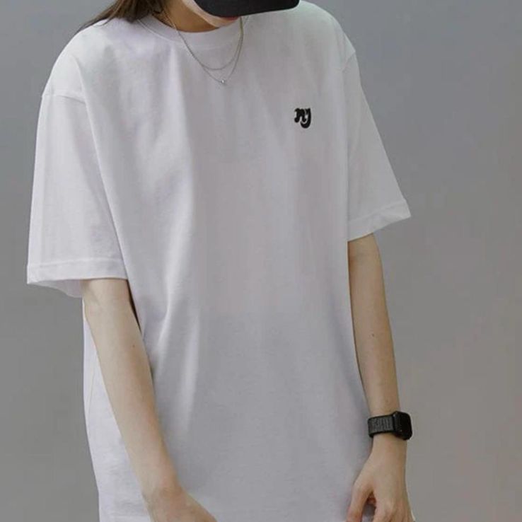 (NewJeans ×藤原ヒロシ)未使用レアコラボ限定Tシャツ 白黒Lサイズ NewJeans ×藤原ヒロシ)未使用レアコラボ限定Tシャツ 白黒Lサイズ