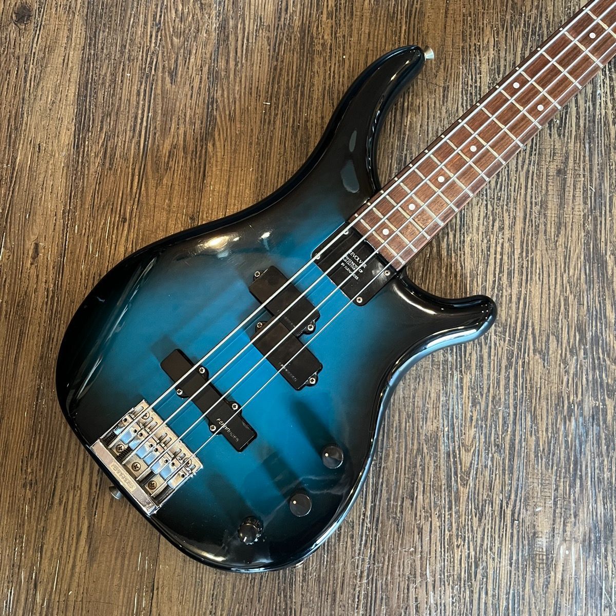 人気豊富なFERNANDES フェルナンデス REVOLVER BASS エレキベース レッド フェルナンデス