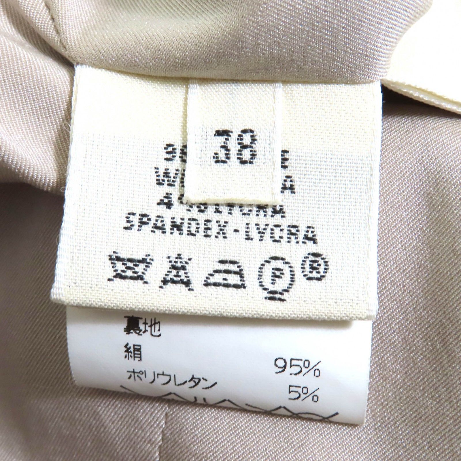 ライトベージュ 38