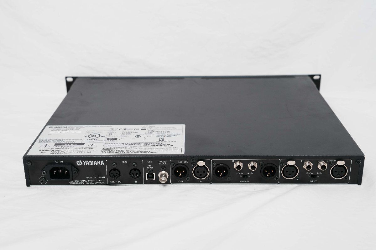 YAMAHA SPX2000