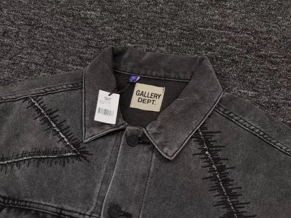 GALLERY DEPT. Distressed Denim Jacket