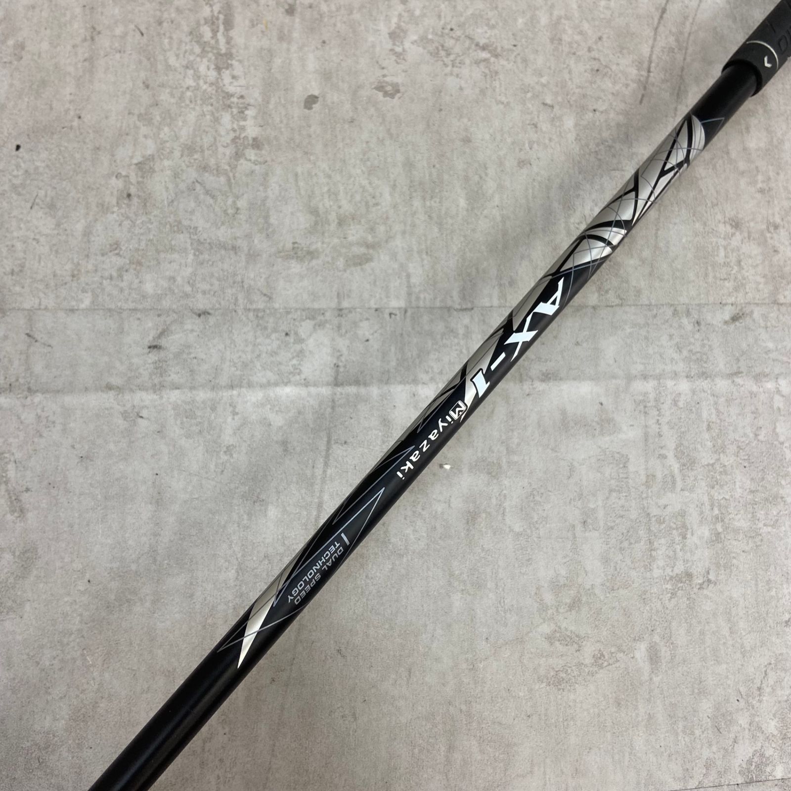 XXIO - XXIO　ゼクシオ　X　エックス　メンズゴルフドライバー　カーボン　S　10.5°　右利き用　DR　46.25インチ　D-6　約299g XXIO ゼクシオ X エックス メンズゴルフドライバー カーボン S