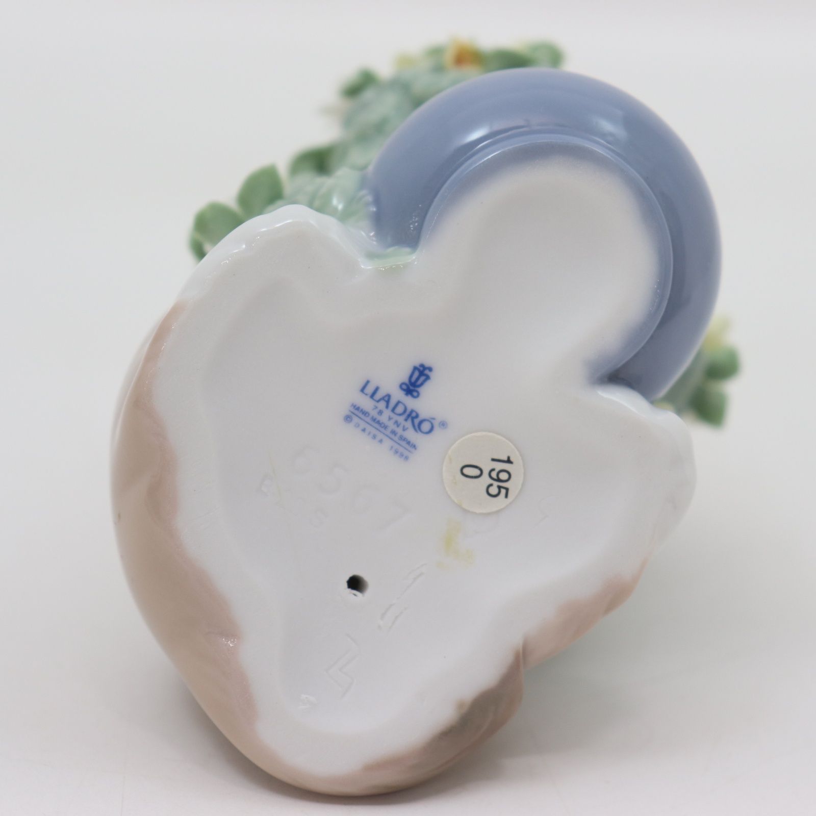 【美品】リヤドロ 6567 お昼寝の場所 猫 フィギュリン オブジェ 陶器 廃盤 お昼寝の場所 | リヤドロ公式オンライン