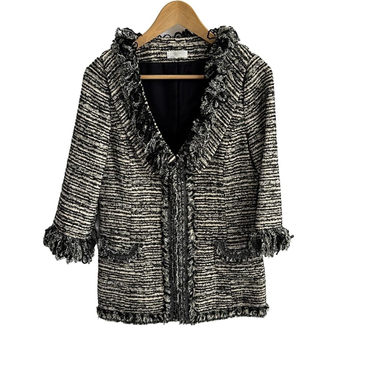 TO BE CHIC トゥービーシック ジャケット サイズ42 L レディース - 黒×アイボリー 七分袖|ロング丈|秋|冬