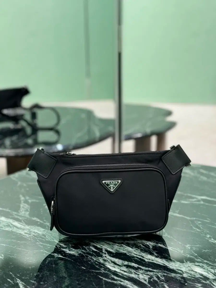 PRADA プラダ バッグ クロスバッグ メンズ