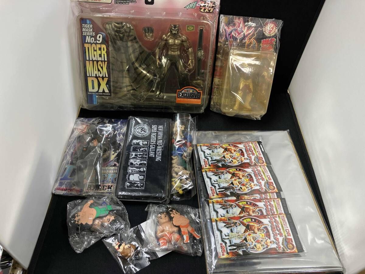 現状品 A-274 プロレスグッズまとめ売りセット アクリルスタンド.フィギュア.本.消しゴムなど