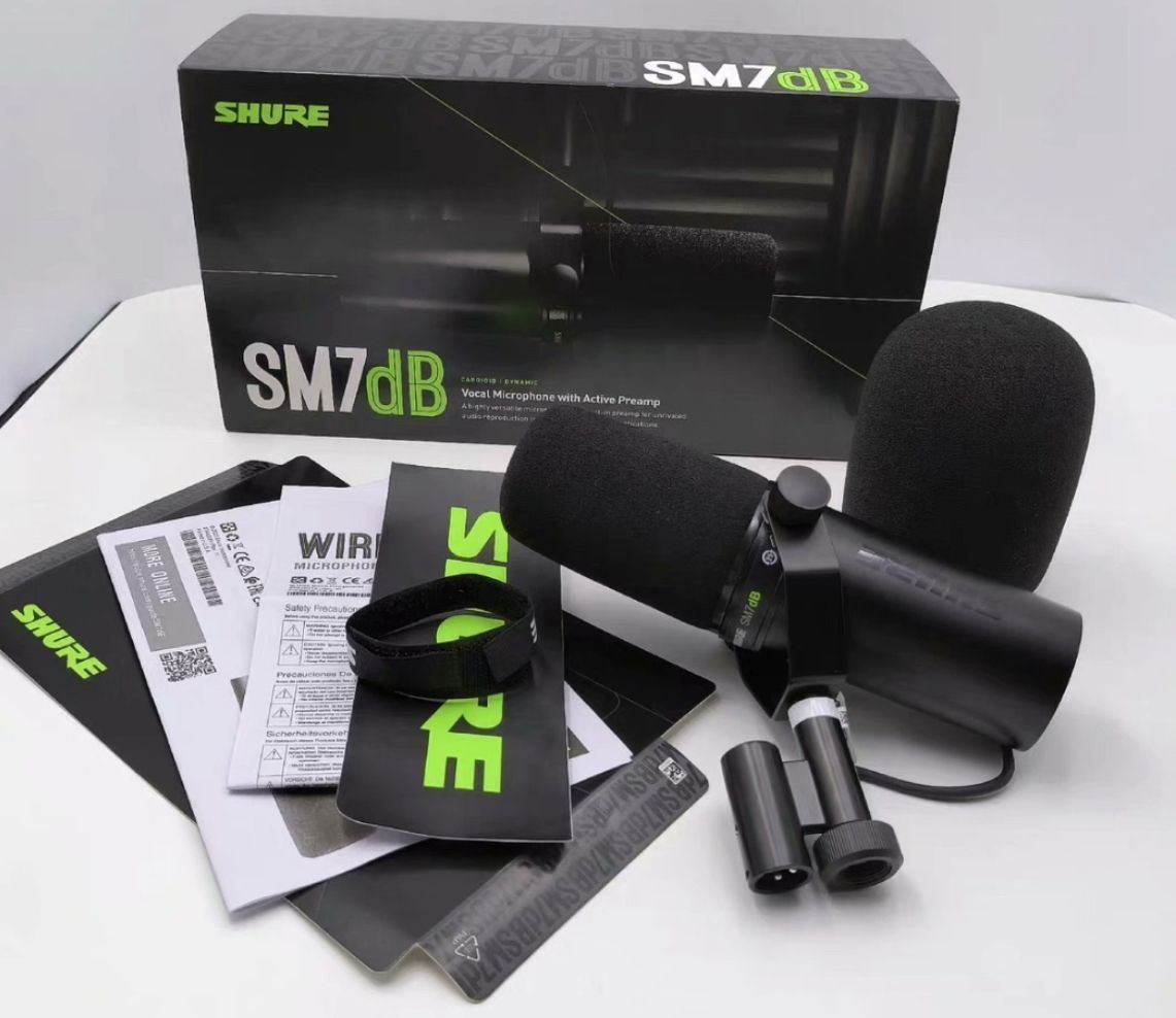 ダイナミックマイク SHURE SM7dB 箱付き