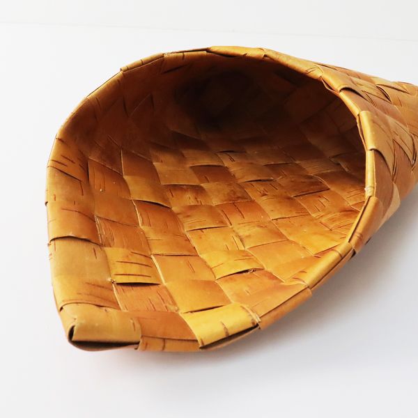 Galina ガリーナさんの白樺かご　ウォールポケット　フィンランド　バスケット Galina ガリーナさんの白樺かご ウォールポケット フィンランド バスケット