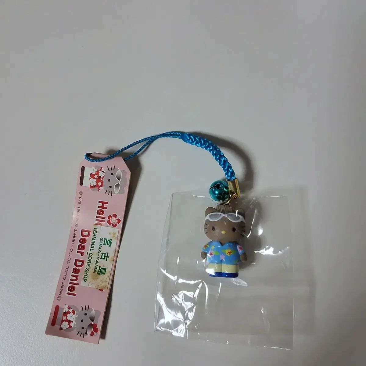 ご当地キティ　沖縄限定　日焼け　キティ　ダニエル　ストラップ 超激レア 未使用 美品 沖縄 日焼け キティ ストラップ ご当地