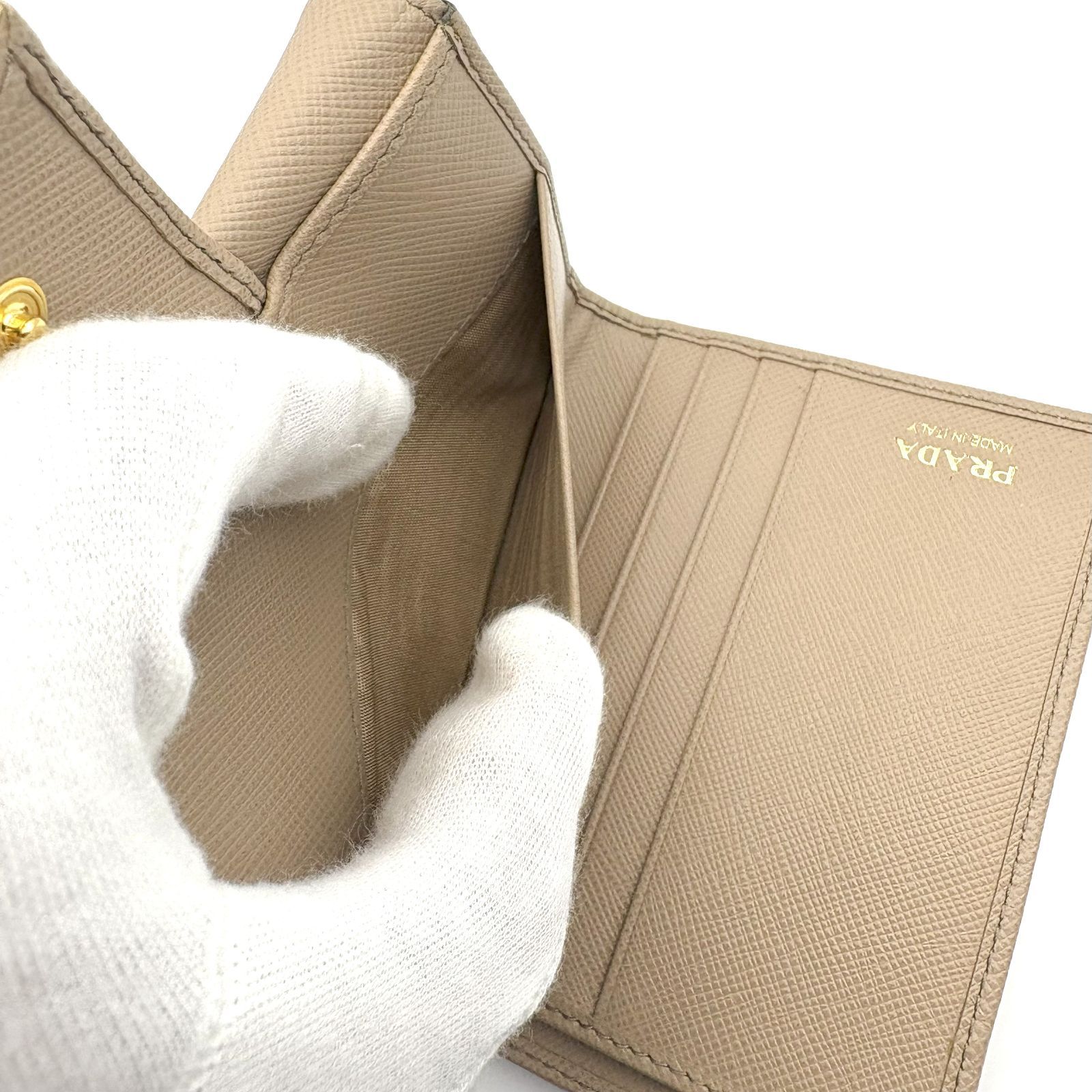 箱付／極美品 】PRADA プラダ サフィアーノ メタル 二つ折り財布 